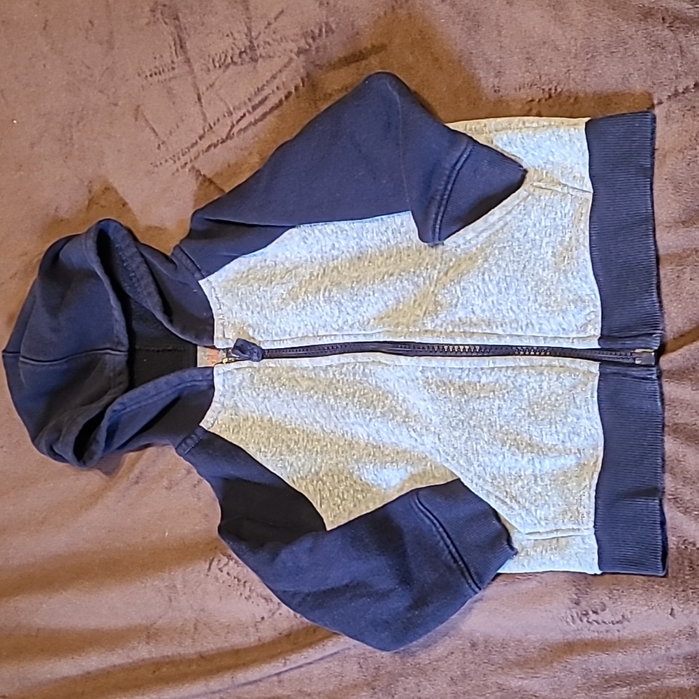 Cat&jack size 2t zip up hoodie